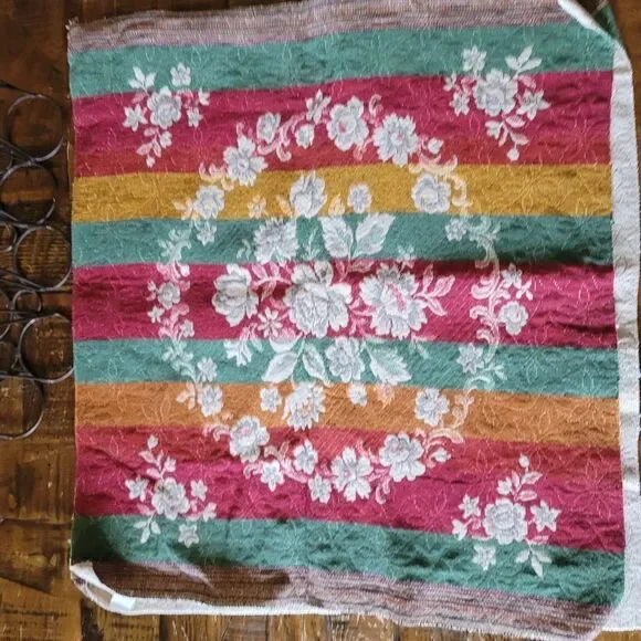 Mat 2 piece bundle poinsettia table placemate cloths kitchen linens red green fl