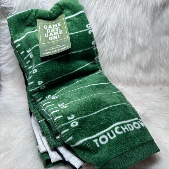 Football Field set of 3 Kitchen Towels | Game Day, Game On | NWT