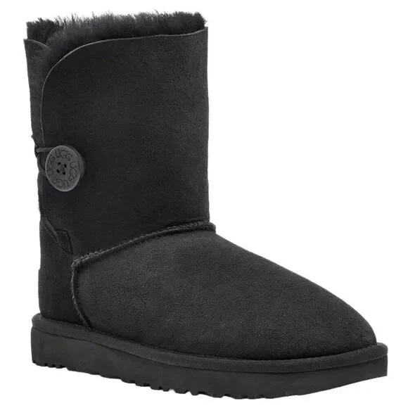 UGG Australia Women's Bailey Button II Black Sheepskin Boot Bootie Size 7