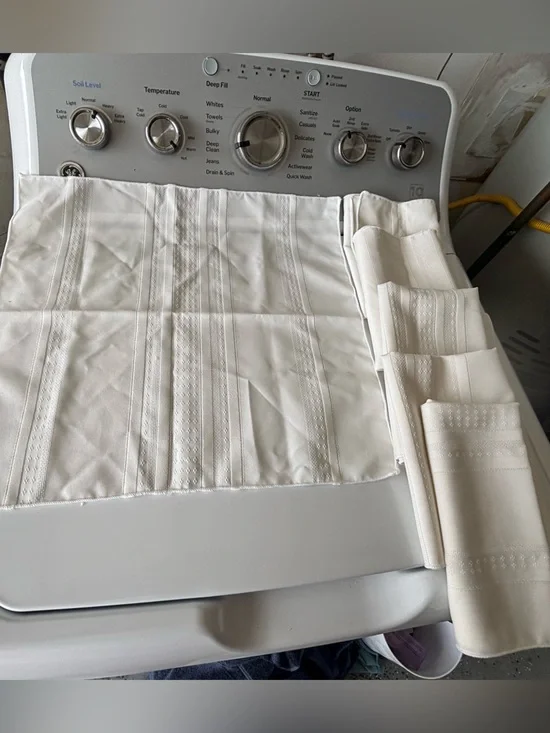 White Embroidered Table napkins- 6 Pieces