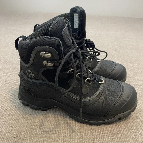 Sorel Timberwolf‎ Boots Womens Size 8 Black Waterproof Ankle Lace Up NL1487-011