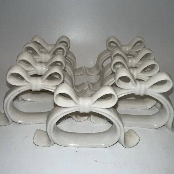 Vintage Ceramic Bow Napkin Rings Set of 8+1 (spare) | Coquette Cottagecore Table