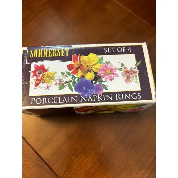 Vintage Sommerset Porcelain Napkin Rings Floral Set of‎ 4 NIB