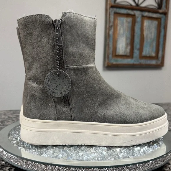 J Slides waterproof Winter Boots with Side Zipper and soft fur lining 8