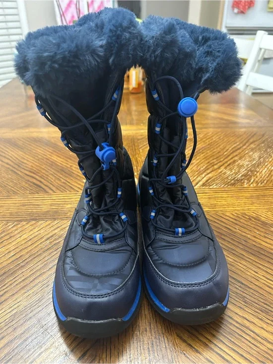 NEW Land’s End women snow boots size 6