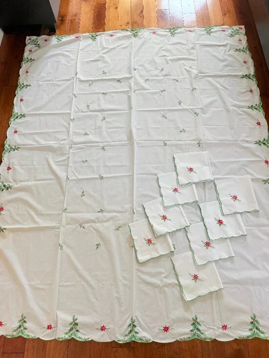 Vintage Handmade Cotton Christmas Tablecloth Set 8 Embroidered Napkins Included
