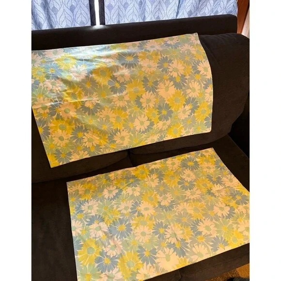 Pequot no iron percale pillowcase set pair king size blue green daisy floral