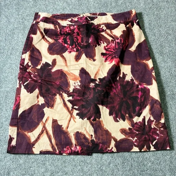 Van Heusen‎ Studio Floral Pencil Skirt Womens 8 Tan Purple Cotton Workwear
