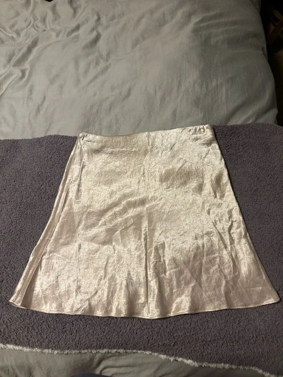 Silky midi skirt
