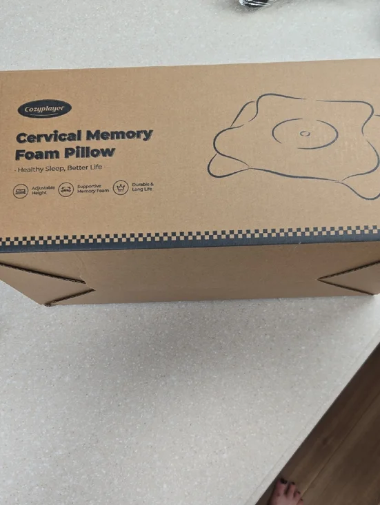 Cozyplayer Cervical Memory Foam Pillow New In Box