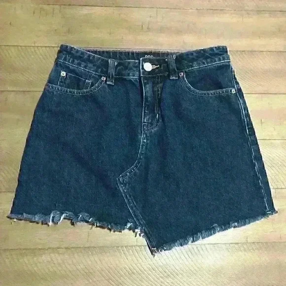 Urban Outfitters‎ BDG Denim mini skirt Sz Small