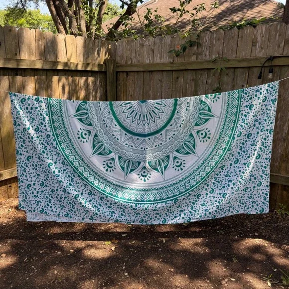 Vtg Mandala Tapestry Green White Cotton Wall Hanging Bedspread 85x90