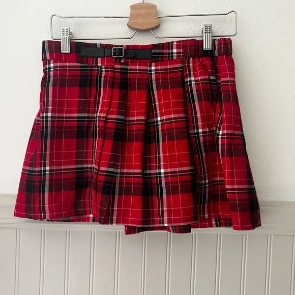 ⭐️ NEW Justice Girls 16 Red Black Plaid Skort with Belt Accent