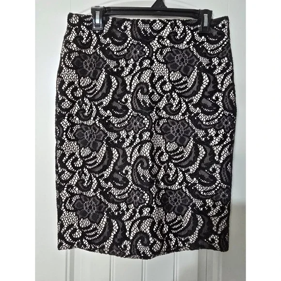 Ann Taylor Straight & Pencil Skirt Womens Size 6 Black Lace Side‎ Zipper Casual