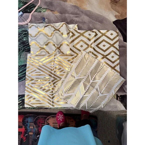 Pillow case covers