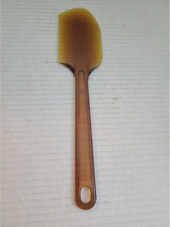 Robinson Knife Company Vintage Ultratemp Amber Spatula Model 2107