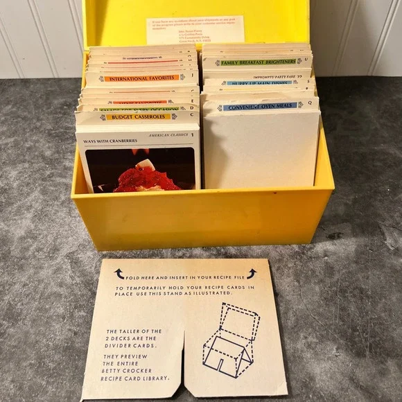Vintage Betty Crocker Yello Plastic Recipe Box | Cottage Grandma