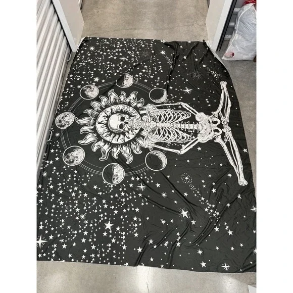 Unbranded black white skull moon stars tapestry 94x73