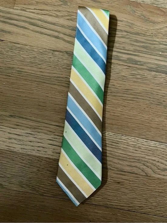 The Children’s Place Boys Multi-Color Striped Tie. Size 8-14.