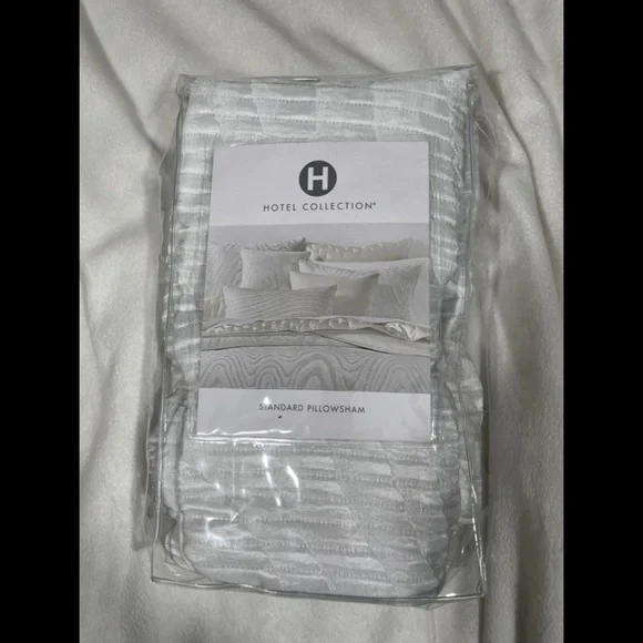 NIB Hotel Collection Moire (1) Standard Sham Pillo‎