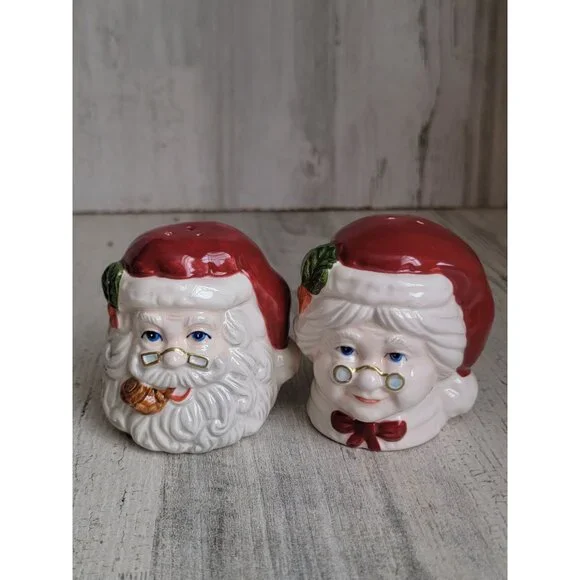 Mrs Mr claus santa salt pepper shaker vintage set‎ xmas