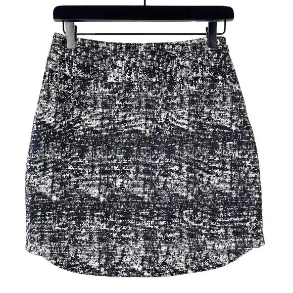 New Banana Republic Mini High Woven Knit Skirt Black White - 2