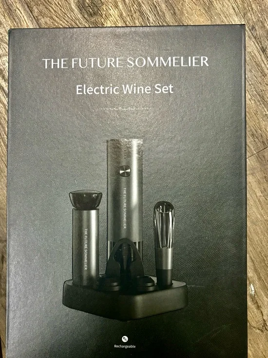 The Future Sommelier Electric Wine Set - Black