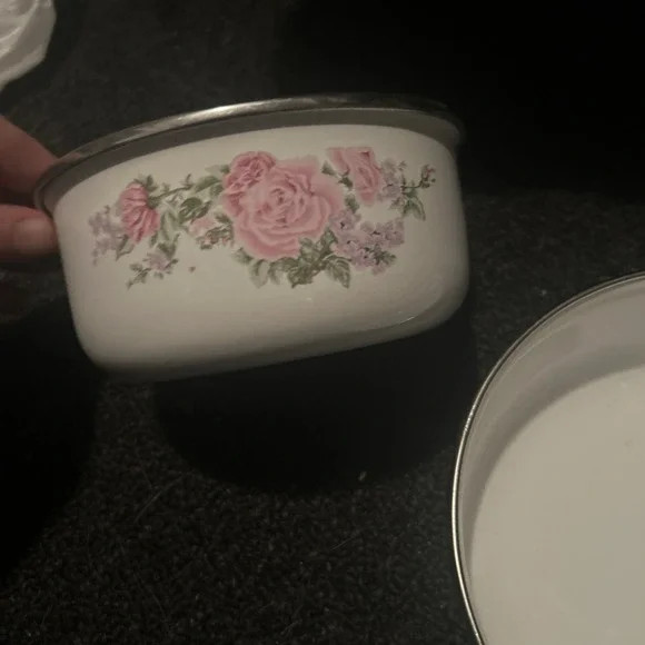 Vtg Enamel Nesting Bowl White‎ Pink Purple Floral Roses Silver Rim (2)