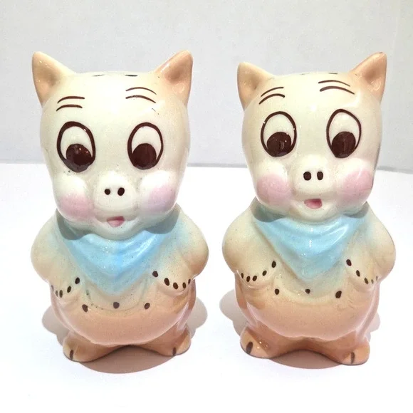 MCM Pig Salt & Pepper Shakers Blue Bandana Scarf Kitsch Anthropomorphic Ceramic