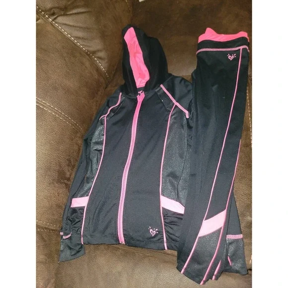 Justice track suit‎ black and pink zip up jacket and pants size 10