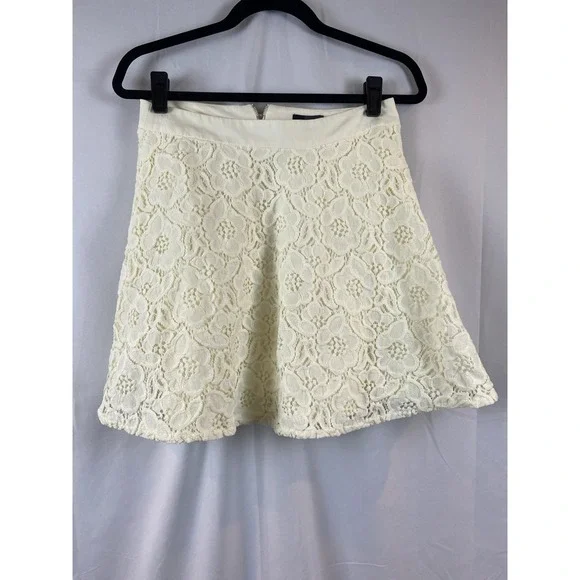 The Limited 2014‎ Size 2 Lined Lace A Line Mini Skirt Back Zipper
