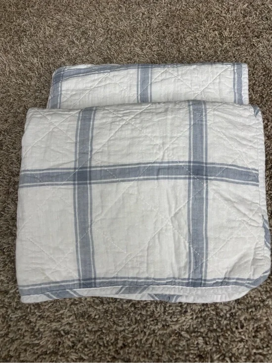 Brooks Brothers White Quilt with Light Blue Windowpane Check