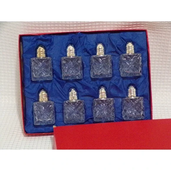 Vintage Leonard Crystal and Silver‎ Plated Salt & Pepper Shakers In Original Box