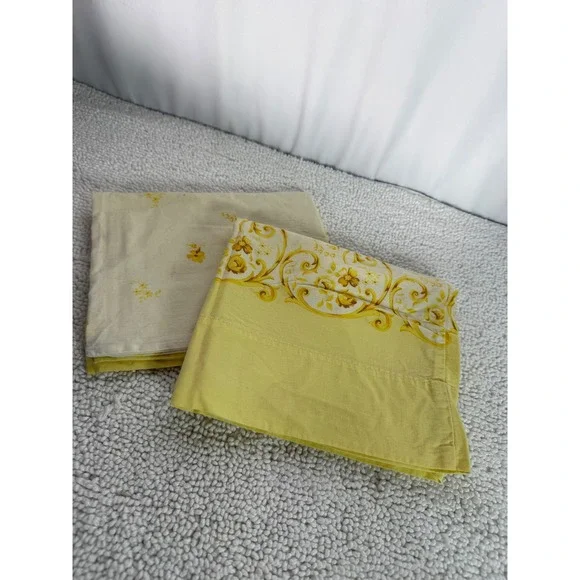 Yellow Floral Pillowcases Vintage‎ Classic Botanical Pattern