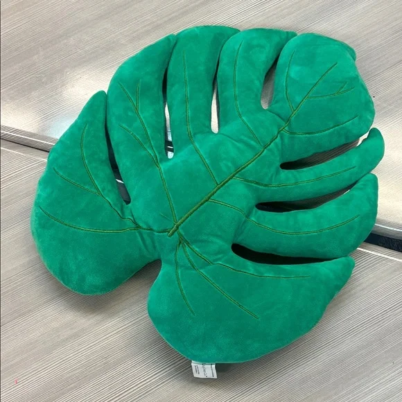 Green Monstera Leaf Decorative Pillow - Plush Accent Cushion