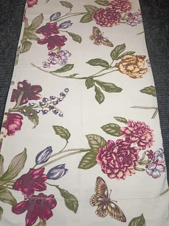 Discontinued Floral Nature Whimsical Cotton Pillow Case Set of 2 King Butterfly