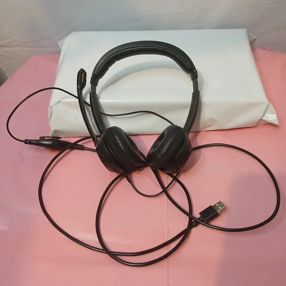 Logitech Headphones Phone Answering‎ USB for Computer 6ft Cord