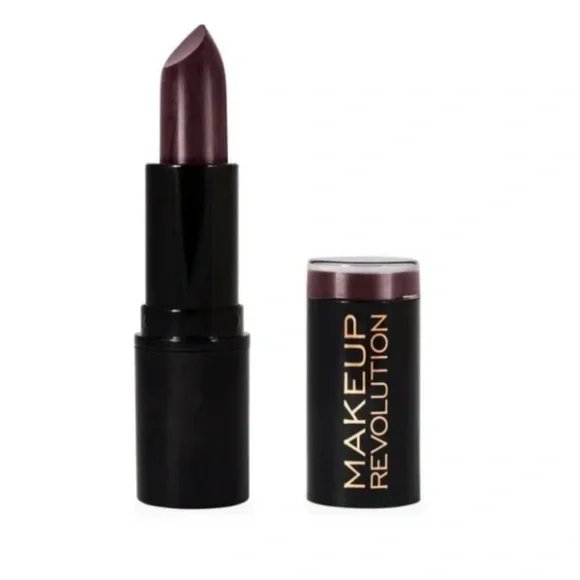 Revolution Amazing Lipstick MAKE ME TONIGHT Dark Brown Berry NEW Cream Beauty‎
