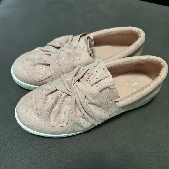 Kids Slip-On Bow Sneakers in Blush Pink