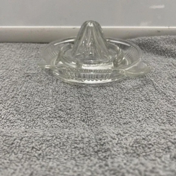 Vintage Clear Pressed Glass Citrus Juicer Reamer with Handle and Pour Spout