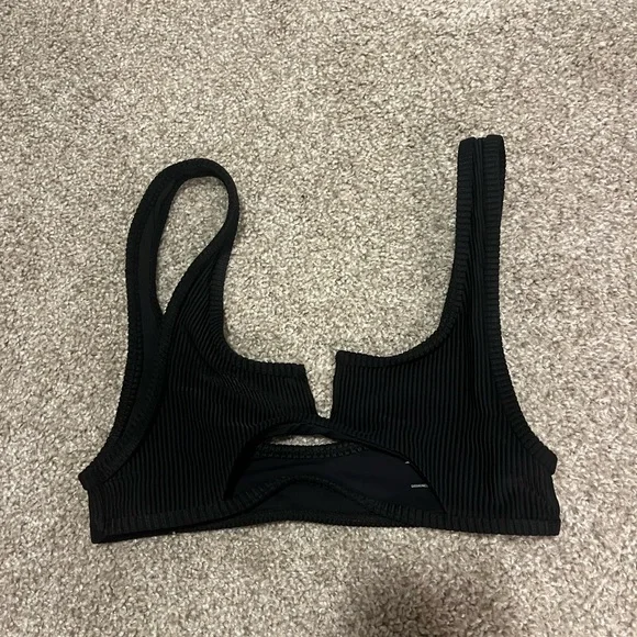 Frankie's Bikinis Black Ribbed Scoop-Front Bikini Top