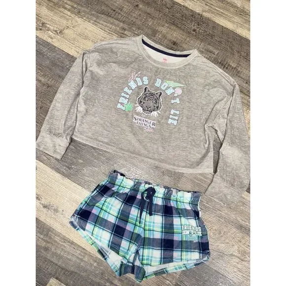 GIRLS JUSTICE STRANGER THINGS PJS