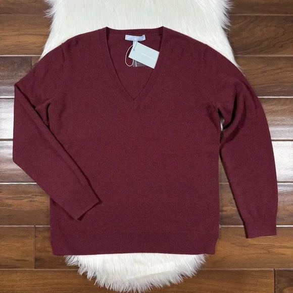 Antonio Melani Size Medium Zinfandel Monica V Neck Cashmere Pullover Sweater‎