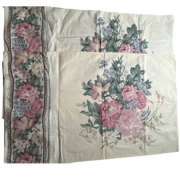 Vintage Floral Pillowcases Pair Peony Wildflower Cottagecore Country Grannycore