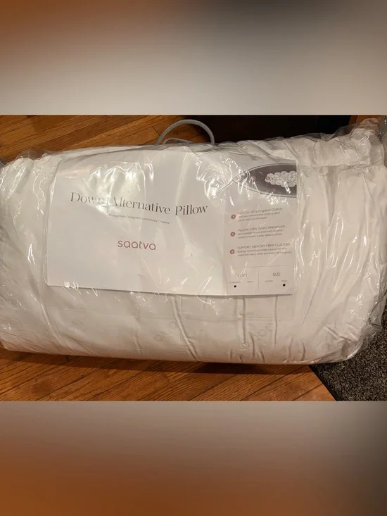2 pack KING Saatva White Down Alternative Pillow - Plush Support NWT