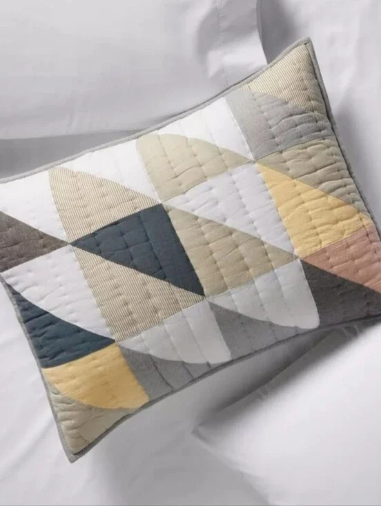 L.L. Bean Flying Geese Pillow Sham, 2 Standard Shams 21x27 Inches, 100% Cotton