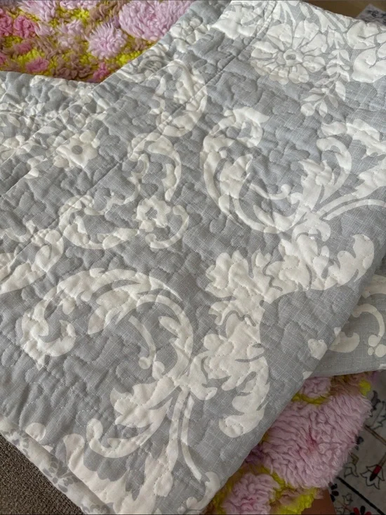 🍊 Laura Ashley Venetia gray white damask KING SHAMS