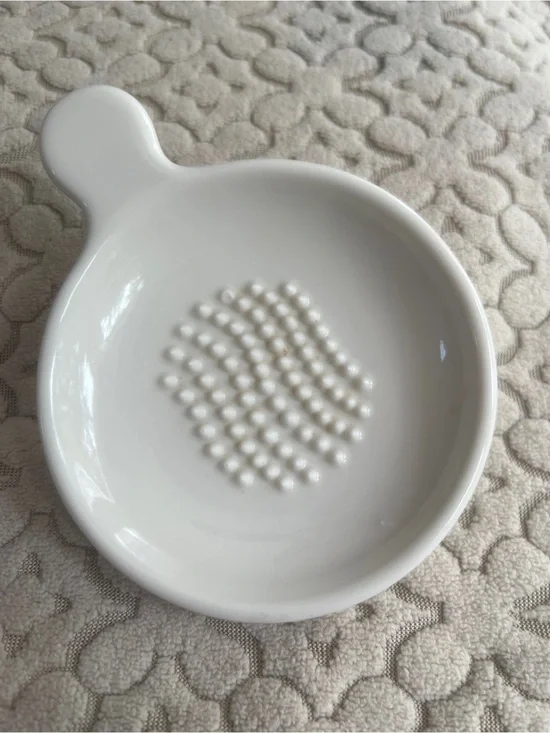 Revol France White Porcelain Ceramic Garlic Ginger Grater Zester with Handle -