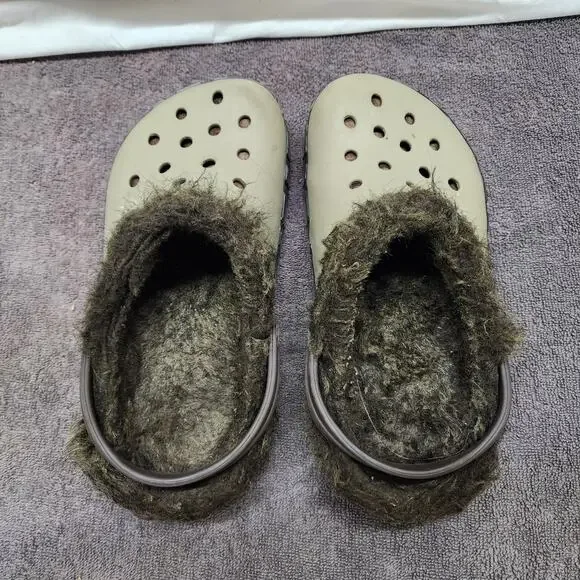 Crocs Star Wars faux fur lined Star Wars Chewbacca Shoes  Sandals