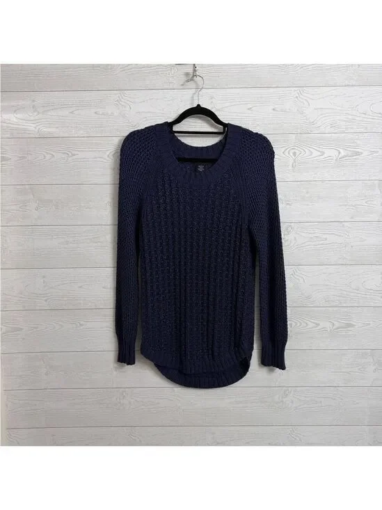 Calvin Klein Women’s Navy Blue Cable Knit Sweater. Size M